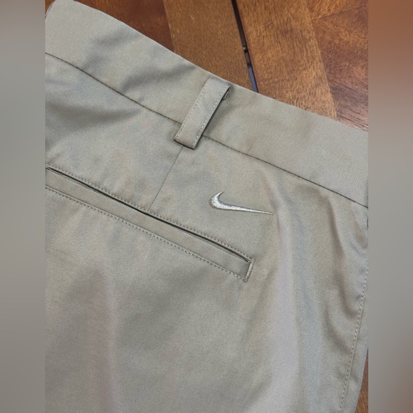 Men’s Golf Shorts - 38 - Picture 5 of 12